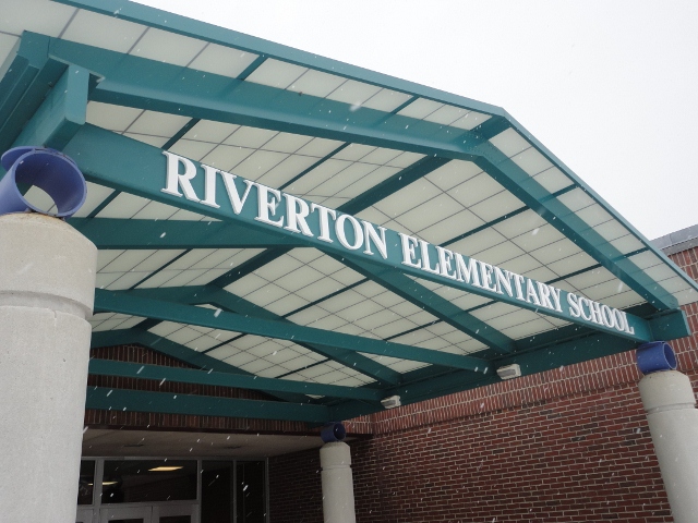 U.S. Senate Education Caucus Riles Riverton
